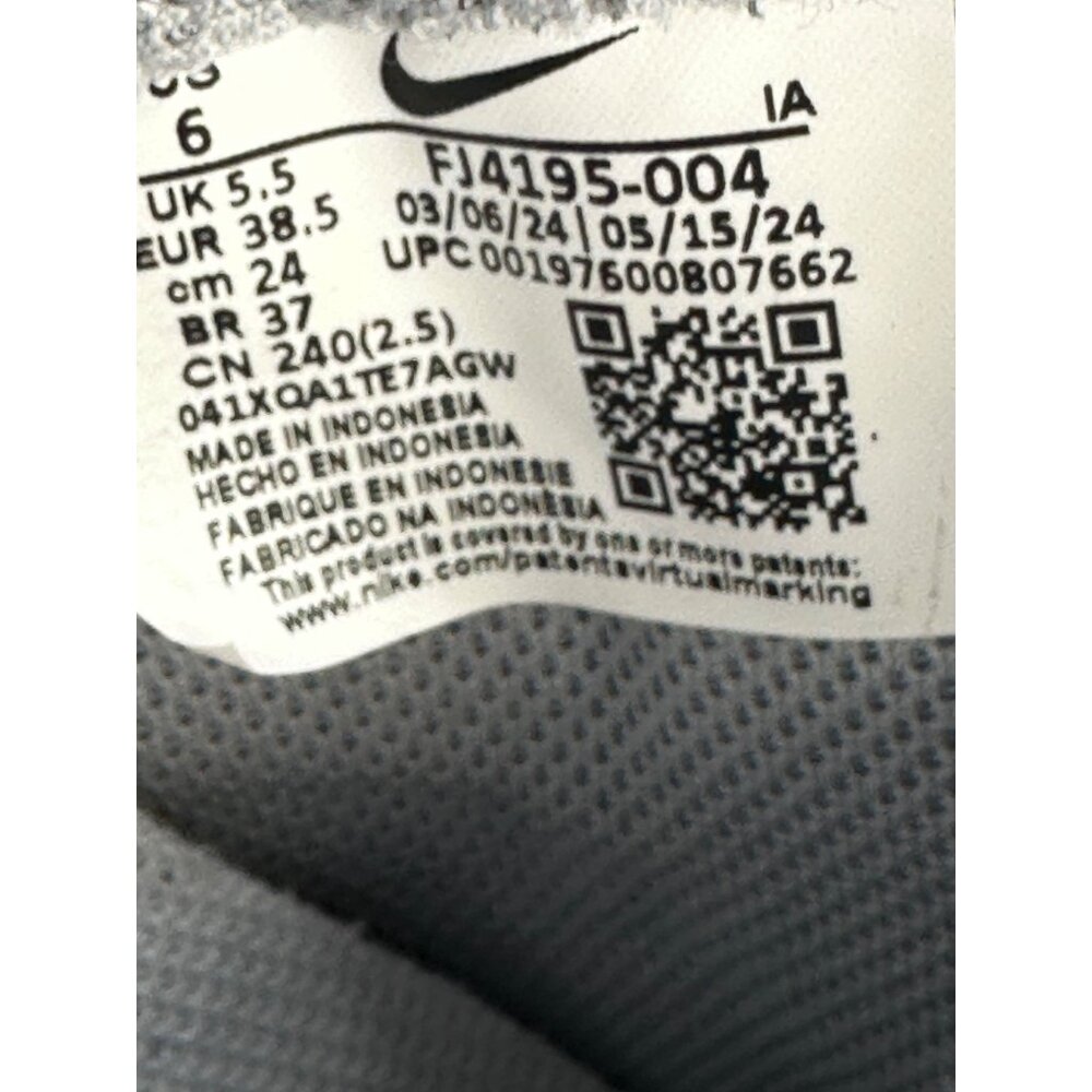 Nike Waffle NAV  Wolf Grey University Red FJ4195-004 Size Women's 7.5  / Men's 6 - Picture 11 of 12